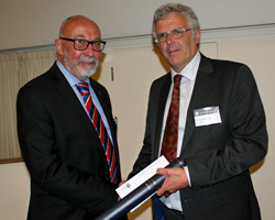 Edmund Nickless receiving the Distingushed Service Award